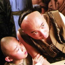 李卫当官2在线观看7,在线观看第七集，揭秘官场风云再起