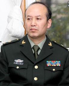 享受少将待遇明星,揭秘享受少将待遇的璀璨明星